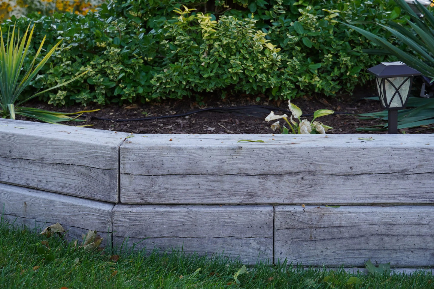 BARNBEAM - WEATHERWOOD RETAINING WALL/GARDEN WALL